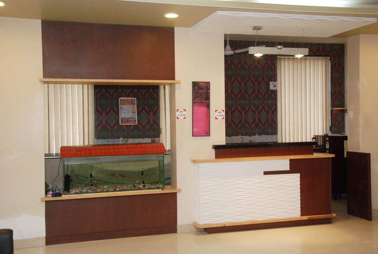Hotel Lake View Сатара Екстериор снимка
